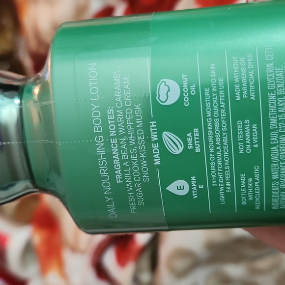 NWT VANILLA BEAN NOEL BODYLOTION - Picture 2 of 2